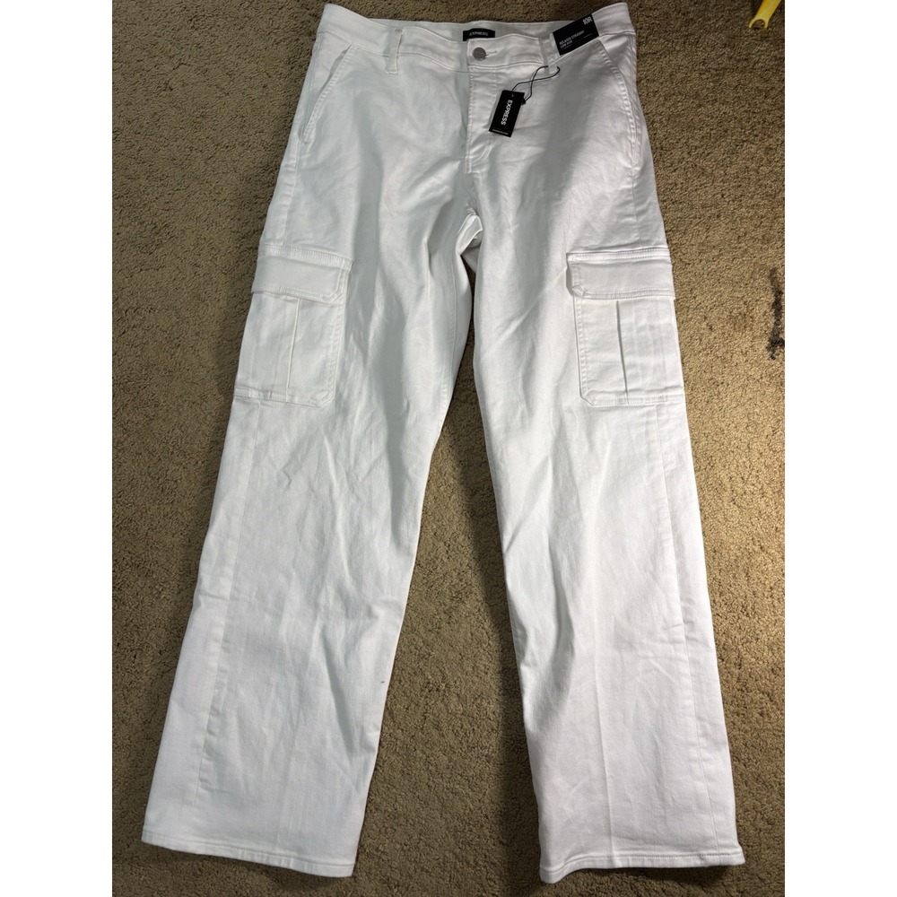 Express Relaxed Straight Low Rise Jeans Women 10R White Button Fly Cargo Pockets